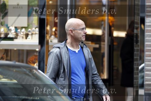 Amsterdam 29 oktober 2010
Rob Kamphues op straat.
Peter Smulders bv