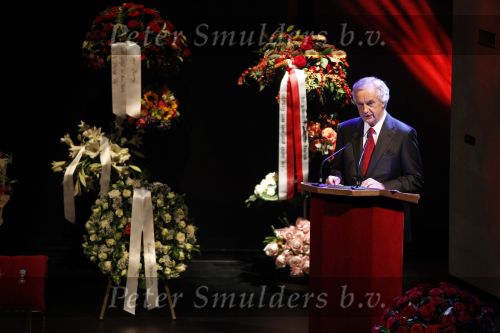 Amsterdam 6 november 2010
Herdenkingsdienst/begrafenis van Harry Mulisch in de stadsschouwburg van Amsterdam. uitgever de bezige bij
Peter Smulders bv