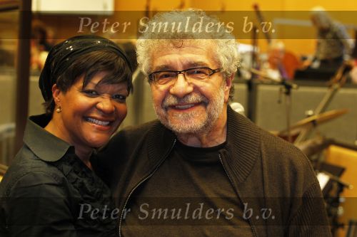 Hilversum 21 oktober 2010
Ruth Jacoth neemt een cd op samen met het metropole orkest onder leiding van Michael Abene. Albert Verlinde is de producent.
Peter Smulders bv
