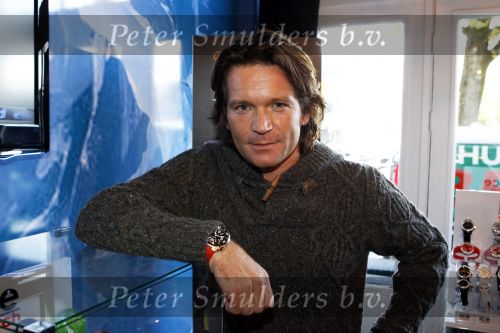 Amsterdam 25 oktober 2010
Presentatie van de ice watch in de ice bar. Sander janson
Peter Smulders bv