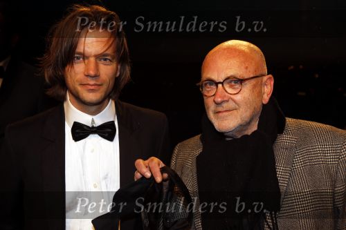 Leiden 30 oktober 2010
Premiere Soldaat van oranje op vliegbasis Valkenburg. Serge Henri Valcke met een vriend
Peter Smulders bv