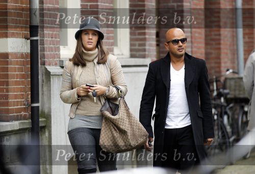 Amsterdam 29 oktober 2010
Steve te Pas met een vriendin op de cornelis schuytstraat.
Peter Smulders bv