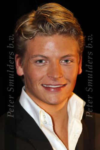 Amsterdam 2 november 2010
Rene Froger viert zijn 50e verjaardag met collega artiesten en vrienden in Carre.
oa Karin Bloemen Danny de Munk Ruth Jacoth Wesley Jeroen v d Boom Grant en Forsyth Thomas Berge Frans Bauer Linda de Mol Peter paul Muller Glennis GraceCarel Kraaijenhof en zoon Danny treden op. Caroline Tensen en Ron Brandsteder presenteren de avond.
Peter Smulders bv
