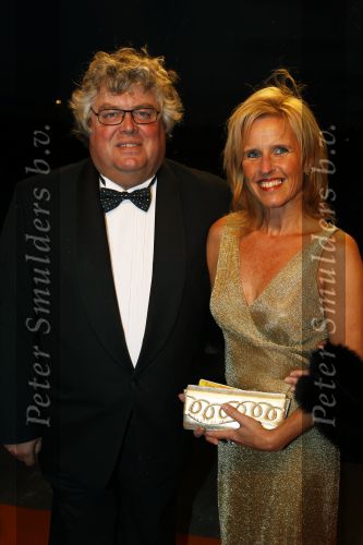 Leiden 30 oktober 2010
Premiere Soldaat van oranje op vliegbasis Valkenburg. Ton Elias met vrouw
Peter Smulders bv