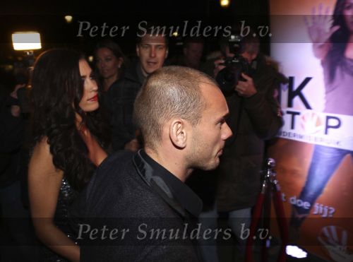 Blaricum 7 november 2010
Wesley Sneijder en Yolanthe Cabau v Kasbergen bij avond voor stop kindermisbruik bij Red Sun in Blaricum
Peter Smulders bv