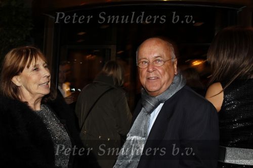 Amsterdam 2 november 2010
Rene Froger viert zijn 50e verjaardag met collega artiesten en vrienden in Carre.
Willem v Kooten met vrouw
Peter Smulders bv