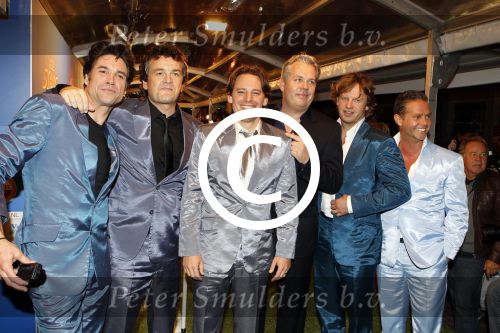 Amsterdam 10 oktober 2011
Premiere all stars 2 in Tuschinski. daniel Boissevain Cas Jansen Danny de Munk Thomas Acda Kasper v Kooten en Peter Paul Muller
Peter Smulders bv