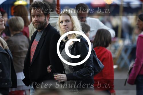 Amsterdam 19 augustus 2011
Theater festival de parade in Amsterdam. Ancilla Tillia met vriend
Peter Smulders bv
