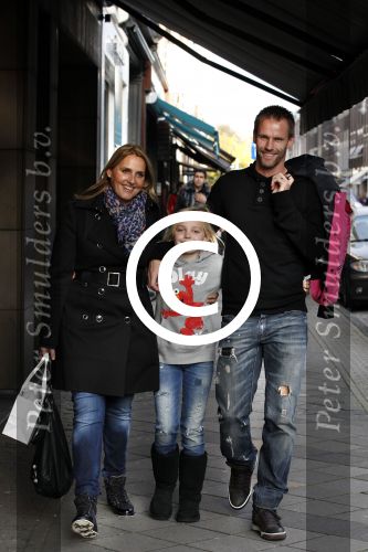 Amsterdam 27 oktober 2011
Andre en Joyce Ooijer met hun dochter op de pc hooftstraat
Peter Smulders bv
