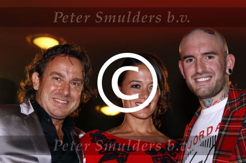 Rotterdam 2 oktober 2011
Uitreiking edisons in het world trade center in Rotterdam. Ben Saunders met zijn vriendin Soraya met de tatoo\'s op hun lichaam. Met Marco Borsato
Peter Smulders bv