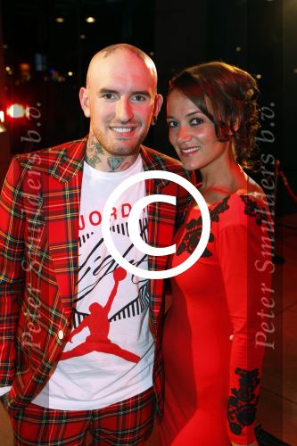 Rotterdam 2 oktober 2011
Uitreiking edisons in het world trade center in Rotterdam. Ben Saunders met zijn vriendin Soraya met de tatoo\'s op hun lichaam
Peter Smulders bv