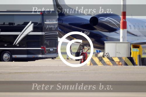 Amsterdam / schiphol oost.
Britney Spears vertrekt vanuit het amstel hotel om naar schiphol oost te gaan waar prive vliegtuig klaar staat.
Peter Smulders bv