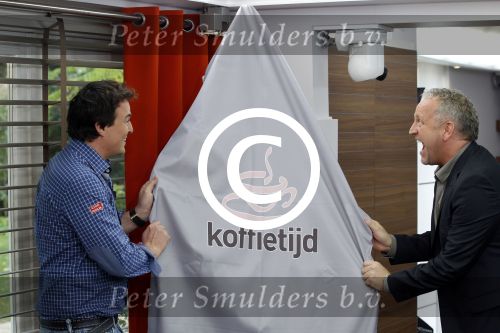 Eemnes 27 oktober 2011
Presentatie kookboek koeffietijd met caspar Burgi en Gordon.
Peter Smulders bv