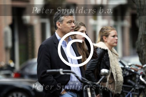 Amsterdam 17 oktober 2011
Charles Groenhuijsen met collega\'s op straat.
Peter Smulders bv