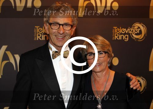 Amsterdam 21 oktober 2011
Uitreiking televizierring 2011 in carre. Chiel v praag met vrouw
Peter Smulders bv