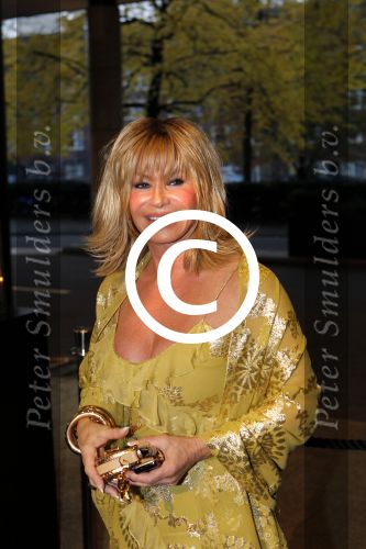 Amsterdam 29 oktober 2011
JFK Gala in het okura hotel. Connie Breukhoven met Eric Kuster
Peter Smulders bv