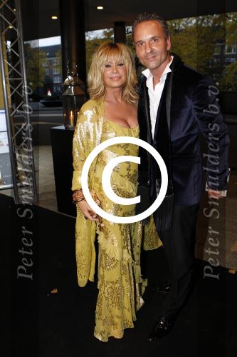 Amsterdam 29 oktober 2011
JFK Gala in het okura hotel. Connie Breukhoven met Eric Kuster
Peter Smulders bv