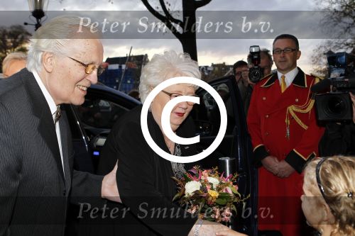 Amsterdam 26 oktober 2011
Gala Crstian Deutekom vanwege haar 80e verjaardag in Carre met oa Prinses Margriet en Pieter v Vollenhoven.
Peter Smulders bv