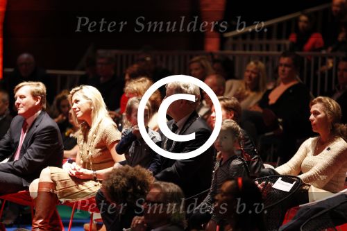 Amsterdam 12 oktober 2011
Premiere Patatje oorlog bij westergasfabriek in aanwezigheid van Prinses Maxima en Prins Willem Alexander. Eberhardt v d Laan met dochters
Peter Smulders bv