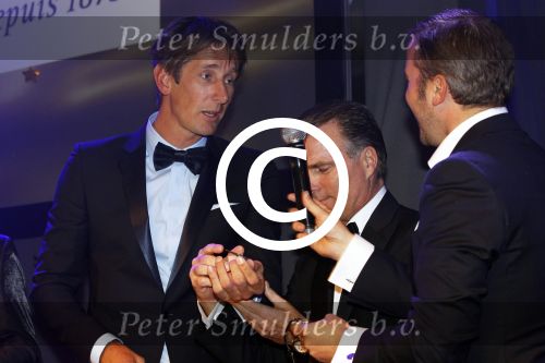 Amsterdam 29 oktober 2011
JFK Gala in het okura hotel. Hens Bagijn met Edwin v d Sar en Winston Gerschtanowitz
Peter Smulders bv