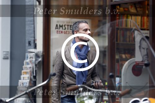 Amsterdam 29 oktober 2011
Eric Kuster op straat in amsterdam.
Peter Smulders bv