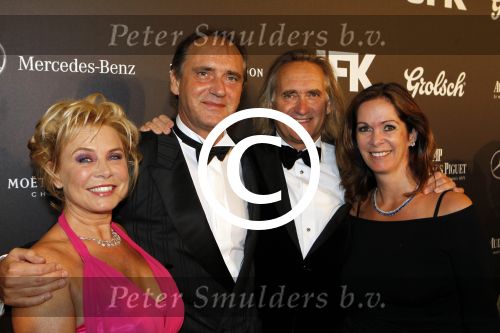 Amsterdam 29 oktober 2011
JFK Gala in het okura hotel. Erik de Vlieger met zijn vrouw en Annemarie v Gaal met vriend .. de vlieger
Peter Smulders bv
