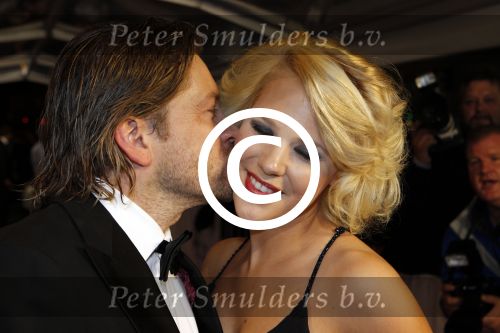 Amsterdam 3 oktober 2011
Premiere Johnny English met rowan Atkinson in Tuschinski. Ferri Somogyi met nieuwe vriendin
Peter Smulders bv
