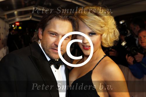 Amsterdam 3 oktober 2011
Premiere Johnny English met rowan Atkinson in Tuschinski. Ferri Somogyi met nieuwe vriendin
Peter Smulders bv