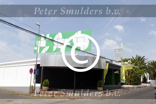 Ibiza 27 juli 2011
Ferry Korsten draait in discotheek Sankeys op ibiza
Peter Smulders bv