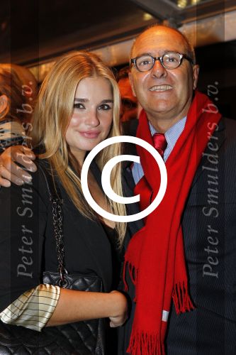 Amsterdam 10 oktober 2011
Premiere all stars 2 in Tuschinski. gaby Blaaser met vader
Peter Smulders bv