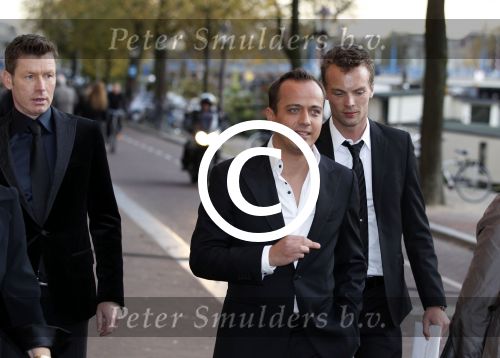 Amsterdam 26 oktober 2011
Gala Crstian Deutekom vanwege haar 80e verjaardag in Carre met oa Prinses Margriet en Pieter v Vollenhoven. Geert Hoes en Harald v Panhuis
Peter Smulders bv
