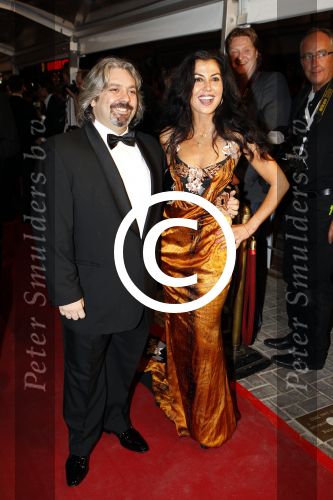 Amsterdam 3 oktober 2011
Premiere Johnny English met rowan Atkinson in Tuschinski. Graziella Ferraro met vriend
Peter Smulders bv
