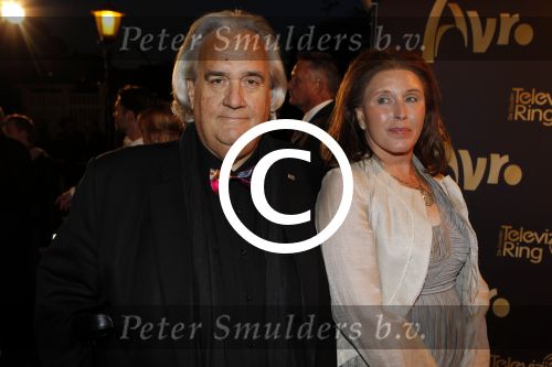 Amsterdam 21 oktober 2011
Uitreiking televizierring 2011 in carre. han Peekel met vrouw
Peter Smulders bv