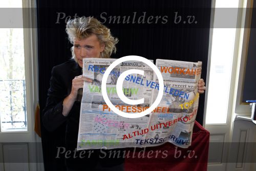 Amsterdam 24 oktober 2011
Presentatie borstbeeld Tineke Schouten in Carre. Hans Klok
Peter Smulders bv