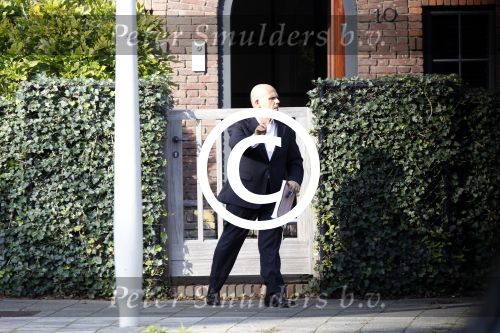 Amsterdam 14 oktober 2011
Jaap v Zweden met zijn vader bij zijn nieuwe huis in Amsterdam.
Peter Smulders bv