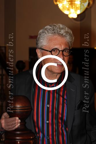 Amsterdam 24 oktober 2011
Presentatie borstbeeld Tineke Schouten in Carre. Jacques d Ancona
Peter Smulders bv