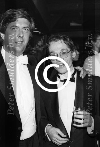 Puttershoek, 4 Juni 1984
Alcatras discotheek
Jacques v Gils met wereldkampioen dammen Jannes v d Wal
Foto Peter Smulders BV