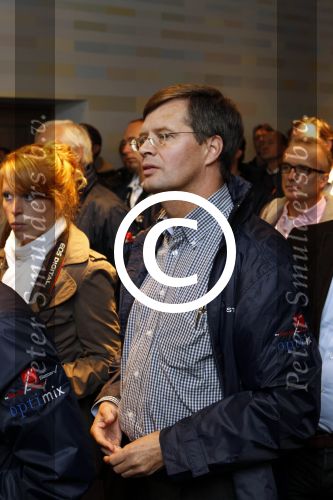 Den haag 9 oktober 2011
Rally tbv zeldzame ziekte fonds die vanaf het catshuis vertrekt. Premier Marc Rutte geeft het startsein.
Peter Smulders bv