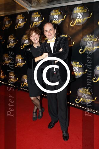 Amsterdam 28 oktober 2011
Tuschinski bestaat 90 jaar. Jean v d Velde met vrouw
Peter Smulders bv