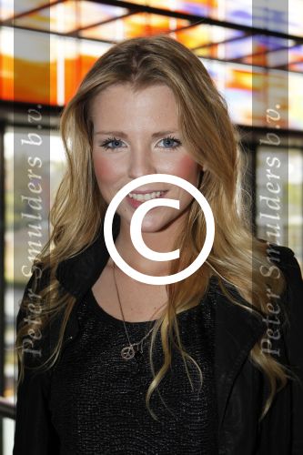 Hilversum 28 oktober 2011
Presentatie cd Jennifer Ewbank bij beeld en geluid.
Peter Smulders bv