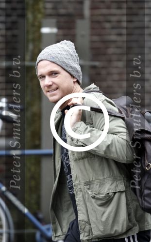 Amsterdam12 oktober 2011
Johnny de Mol met muts op
Peter Smulders bv