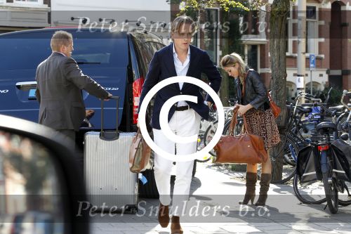 Amsterdam 17 oktober 2011
Jort Kelder en Lauren verster op straat in amsterdam.
Peter Smulders bv