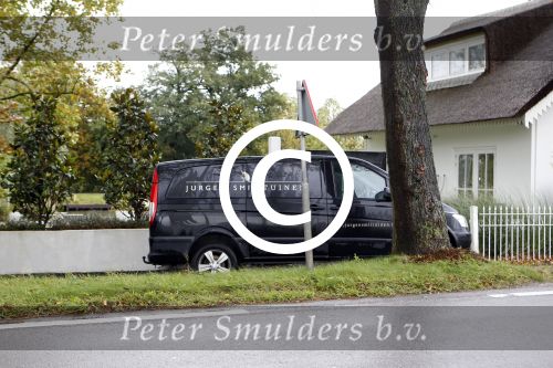 Breukelen 18 oktober 2011
Huis van Milika Peterzon en Jurgen Smit staat te koop.
Peter Smulders bv
