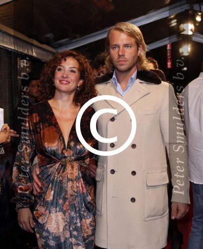 Amsterdam 11 oktober 2011
Katja Schuurman en Thijs Romer bij premiere in Tuschinski.
Peter Smulders bv