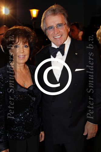 Amsterdam 21 oktober 2011
Uitreiking televizierring 2011 in carre. Lee Towers met zijn vrouw Laura
Peter Smulders bv
