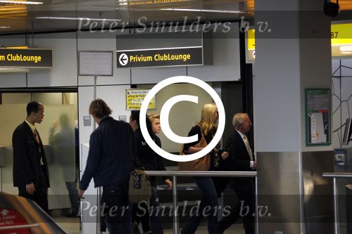 Schiphol 15 oktober 2011
Linda de Mol met kinderen Julian en Noah  en vriend Jeroen Rietbergen op schiphol.
Peter Smulders bv