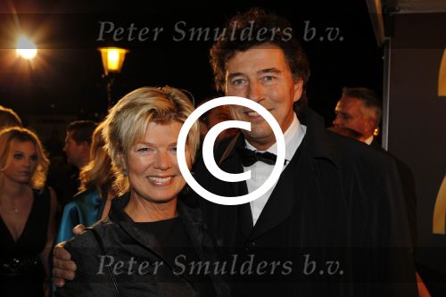 Amsterdam 21 oktober 2011
Uitreiking televizierring 2011 in carre. Marc Klein essink met vriendin
Peter Smulders bv