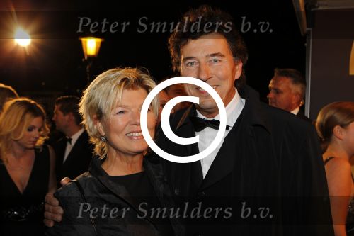 Amsterdam 21 oktober 2011
Uitreiking televizierring 2011 in carre. Marc Klein essink met vriendin
Peter Smulders bv