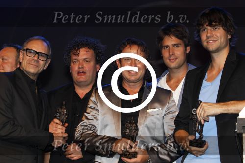 Rotterdam 2 oktober 2011
Uitreiking edisons in het world trade center in Rotterdam. prijswinnaars oa Marco Borsato Nick en Simon Daniel Lohues Rob de Nijs Racoon Krystl en Ilse de Lange
Peter Smulders bv