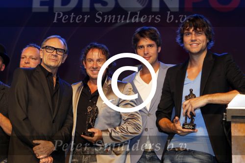 Rotterdam 2 oktober 2011
Uitreiking edisons in het world trade center in Rotterdam. prijswinnaars oa Marco Borsato Nick en Simon Daniel Lohues Rob de Nijs Racoon Krystl en Ilse de Lange
Peter Smulders bv